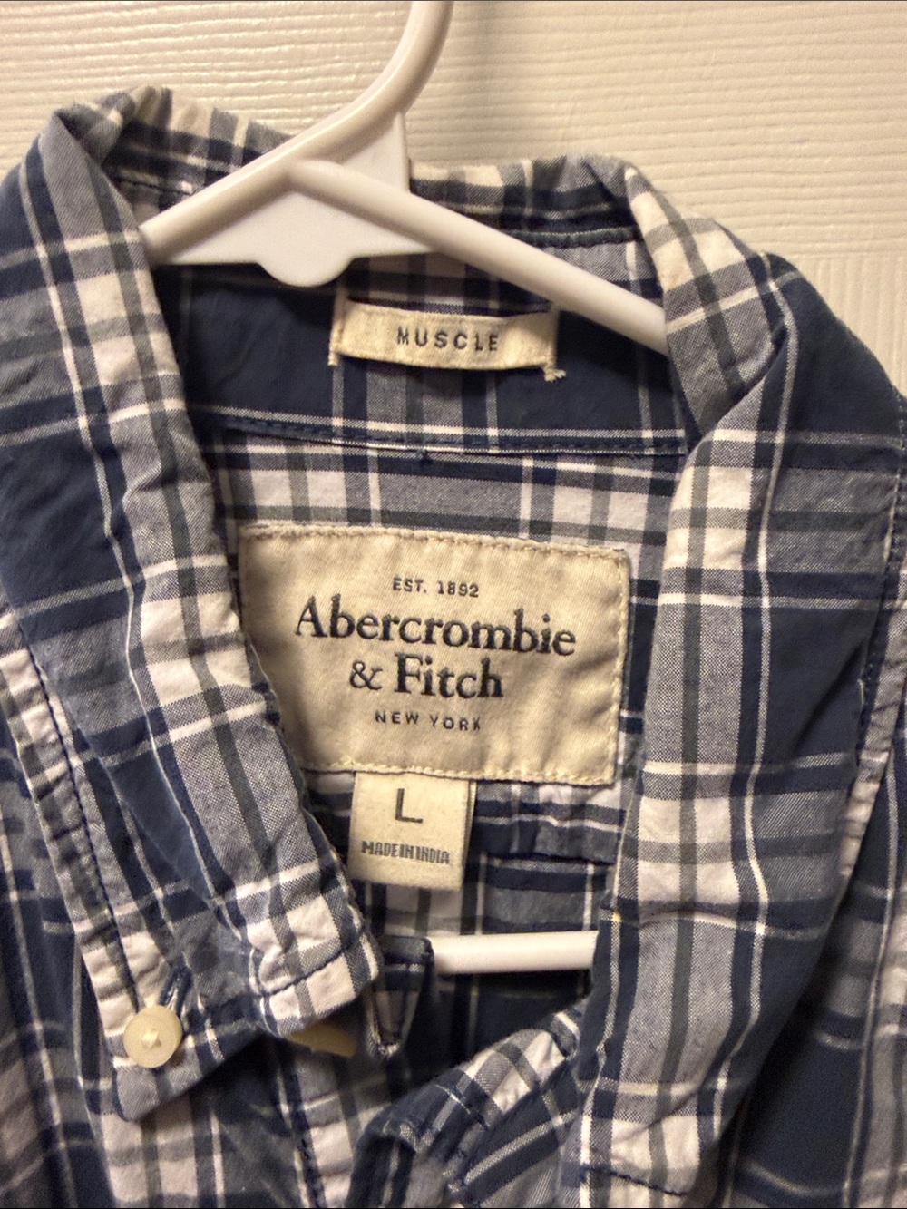 Abercrombie & Fitch Navy and White Plaid Button-Down Shirt - Picture 2 of 4